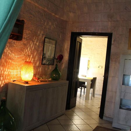 הוילה צ'יסטרנינו Trullo Sette Tindenule מראה חיצוני תמונה