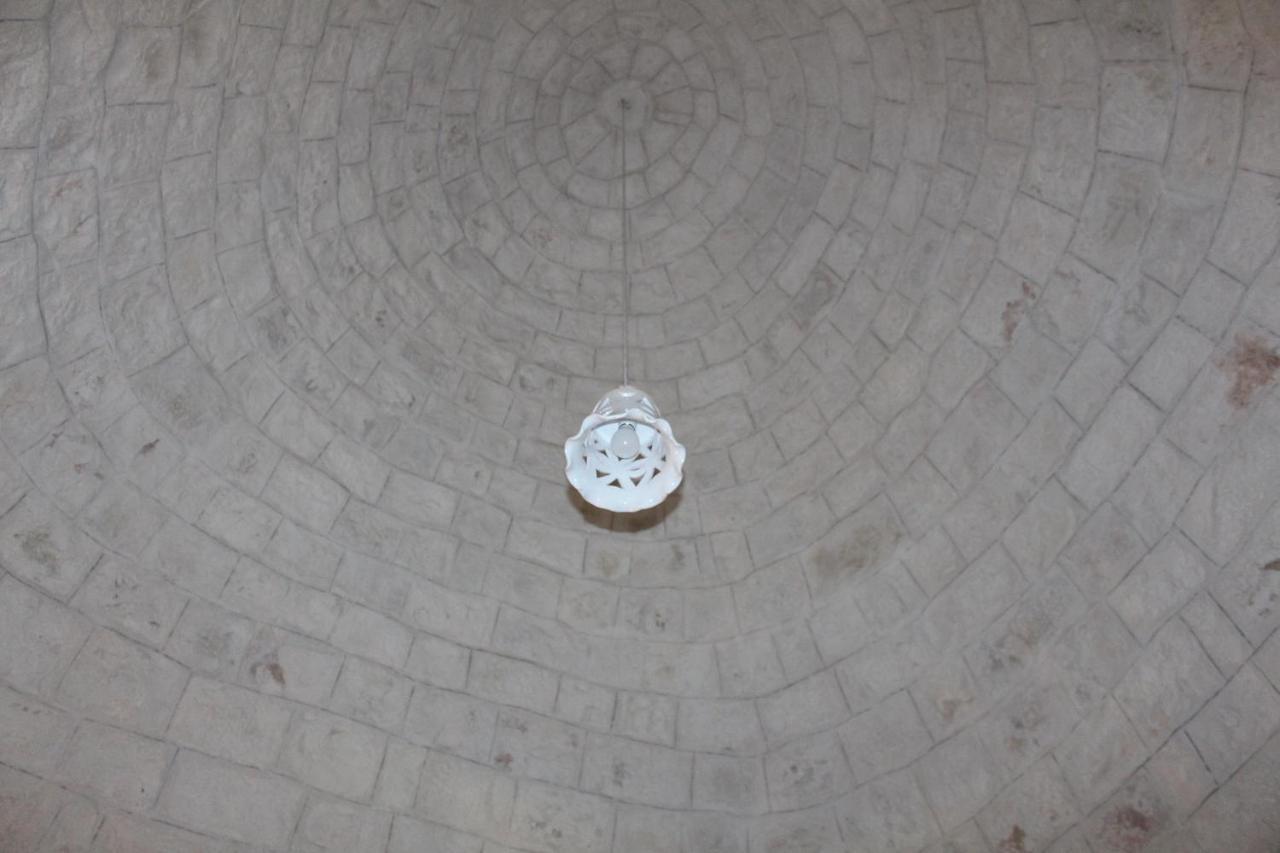 הוילה צ'יסטרנינו Trullo Sette Tindenule מראה חיצוני תמונה