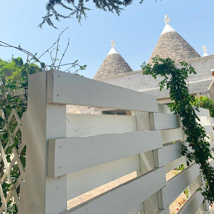 הוילה צ'יסטרנינו Trullo Sette Tindenule מראה חיצוני תמונה