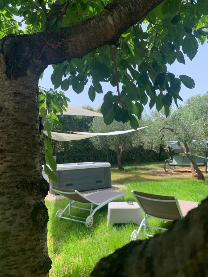 הוילה צ'יסטרנינו Trullo Sette Tindenule מראה חיצוני תמונה